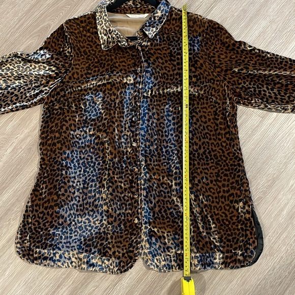 Soft Surroundings Brown Longline Cheetah Print Velvet Silk Button Down Top - Picture 13 of 14